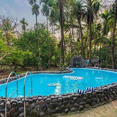 Saffronstays Chikoo Wadi- 3Bdr Pet-Friendly Villa With Pool In Boisar Dış mekan fotoğraf